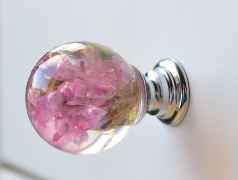 Real Pink Flower Drawer Knobs,Decorative pull Round Door Knobs, Kitchen Cupboard Knobs, Lavender Shoes, Decor Cabinet, Handmade Knobs, Hard Ware, Smart Tiles, Light Pink Flowers, Cupboard Knobs