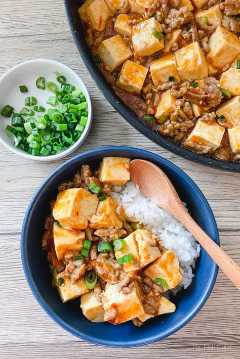 A one skillet spicy and flavorful Japanese-style Mabo Dofu. It makes for an easy prep dish with a sauce mixture that can be made in advance. Mabo Tofu, Szechuan Recipes, Red Miso, One Skillet, No Bean Chili, Oyster Sauce, Bean Paste, Tofu Recipes, Ground Pork