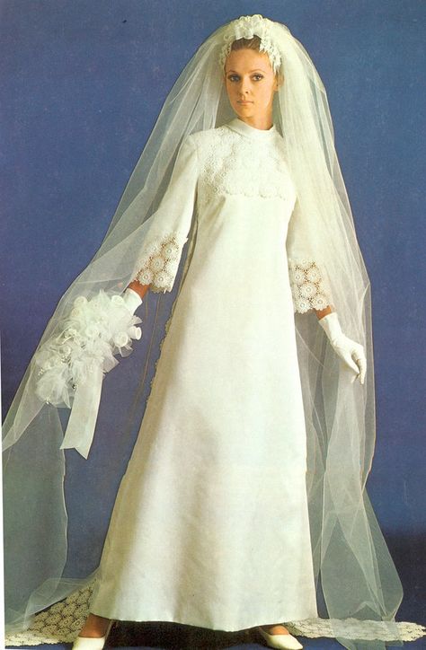 60s Wedding Theme, 60s Bride, 70s Bride, 70s Inspired Wedding, Vintage Bridal Fashion, 1970s Wedding Dress, 1970s Wedding, Bridal Gowns Vintage, Vintage Brides