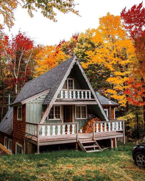 Beautiful A-frame cabin in Vermont - Imgur Building A Small House, A Frame Cabins, A Frame House Plans, Haus Am See, A Frame Cabin, A Frame House, Small Cabin, Cabin In The Woods, Cabins And Cottages