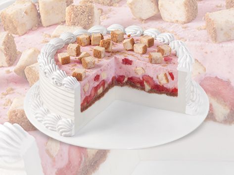 Dairy Queen Launches the New York Cheesecake Blizzard Cake Strawberry Cheesecake Ice Cream Cake, Cheesecake Ice Cream Cake, Blizzard Recipe, Dq Ice Cream Cake, Dairy Queen Blizzard, Dairy Queen Cake, Dairy Queen Ice Cream Cake, Birthday Cheesecake, Trending Food