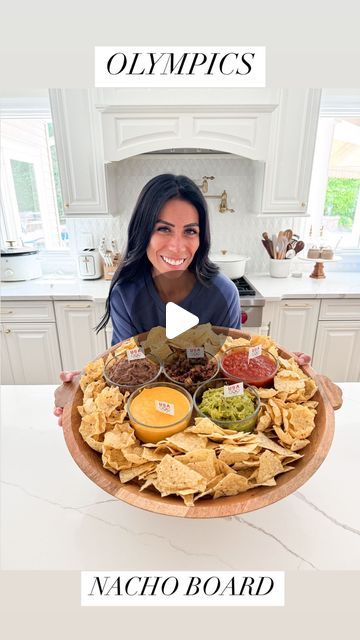 Carla Bushey - Always keepin’ it real on Instagram: "With a nacho board like this, I want to watch the Olympics all day long 😂🙈. One of my favorite snacking boards that I can always make on repeat! 
.
Comment the word NACHOS and I’ll send you the recipe with everything I used to make this fun board, right to your DM! 
.
#nachos #olympics #summerolympics #olympics2024 #themedparty #entertainingathome #summerrecipes #texmex" Nachos Charcuterie Board, Olympic Charcuterie Board, Olympic Food Ideas, Nacho Charcuterie Board, Nacho Board, Carla Bushey, Mexican Dinner Party, Olympic Idea, Food Boards