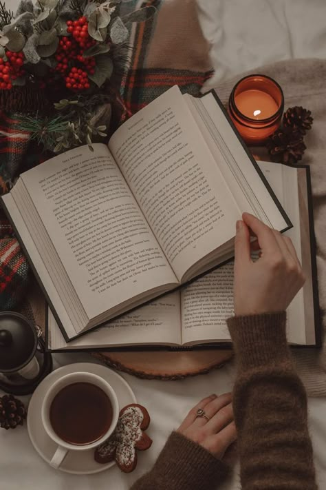 Book And Coffee Photography, Cozycore Aesthetic, Coffee Widget, Aesthetic Coffee Wallpaper, Book Photography Ideas, Coffee Wallpaper Iphone, Bookish Home, Reader Aesthetic, Book And Coffee