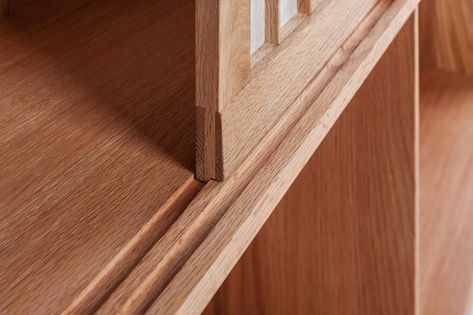 Kumiko Cabinet on Behance Tea House Japan, Japanese Cabinet, Japanese Sliding Doors, Timber Sliding Doors, Tea Cabinet, Sliding Cabinet Doors, Diy Sliding Door, Joinery Design, Japanese Woodworking