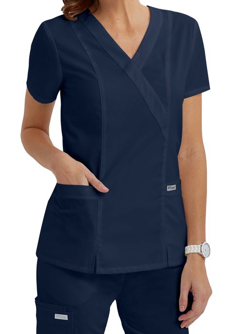 Anatomy Fashion, Scrub Suit Design, Medical Assistant Scrubs, Scrubs Fashion, Doctor Uniform, Medical Scrubs Fashion, Medical Scrubs Outfit, Doctor Scrubs, Scrubs Dress