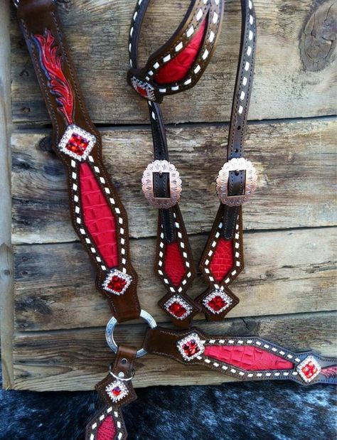 BlingMyRide.com Red and Brown Tack Set Red Tack Set Western, Red Western Tack Set, Prom Horse, Red Horse Tack, Red Tack Sets, Rope Bridle, Western Tack Sets, Barrel Racing Tack Sets, Barrel Racing Tack Rodeo