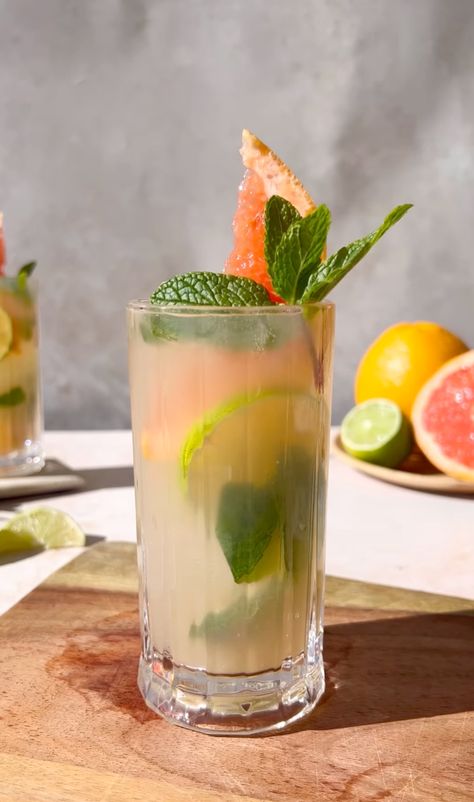 Grapefruit Mojito — Join Jules Grapefruit Mojito, Star Fruit Recipes, Basil Mojito, Rice Paper Spring Rolls, Cocktail Recipes Tequila, Hawaiian Drinks, Winter Cocktails Recipes, Ginger Lemonade, Chili Mango