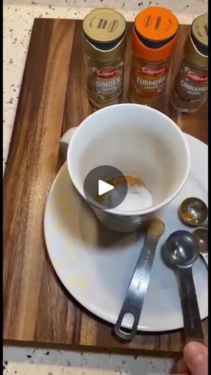 Sujoy it Coffee Loophole Diet, Surprised Reaction, Svelte Recipes, Healthy Shots, Meredith Shirk, Herb Drink, Breakfast Hack, Medical Tips, Loving Myself