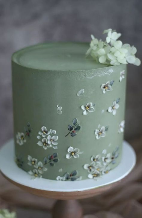 buttercream flower cake, cake ideas, buttercream cake ideas, simple cake, simple buttercream cake, korea cake ideas, korea buttercream cake, daisy buttercream cake, buttercream daisy birthday cake, simple birthday cake Daisy Flower Cake Birthday, Green Cake With Flowers, Green Color Cake, Sage Green Cake Ideas, Green Flower Cake, Sage Green Birthday Cake, Buttercream Daisy, Ivy Cake, Flower Cake Ideas