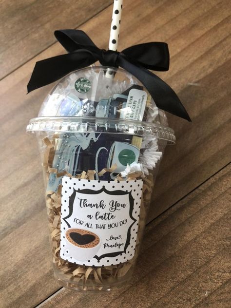 Starbucks Gift Card Holder, Coffee Gift Card, Teacher Holiday Gifts, Appreciation Gifts Diy, Coffee Gift Basket, Staff Appreciation Gifts, Teacher Appreciation Gifts Diy, Coffee Gifts Card