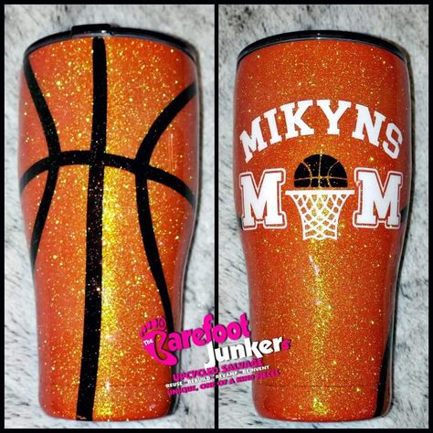 Basketball Tumbler Ideas, Basketball Tumbler Cups, Epoxy Mugs, Basketball Tumbler, Tumblers Epoxy, Sports Tumbler, Glitter Watercolor, Water Bottle Custom, Epoxy Diy