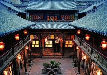 Siheyuan, traditional four sided homes, with central courtyard. Multigenerational families would reside together in the various wings of the home. Traditional Chinese House, Chinese Courtyard, Chinese House, Asian Architecture, Chinese Design, Courtyard House, Chinese Architecture, Residential House, Traditional Architecture