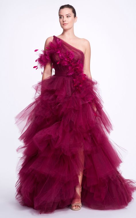 Ruffled Tulle Gown Burgundy Tulle Dress, Wine Evening, Marchesa Couture, Gown Couture, Marchesa Fashion, Marchesa Gowns, Brit Awards, Tulle Gown, A Line Gown