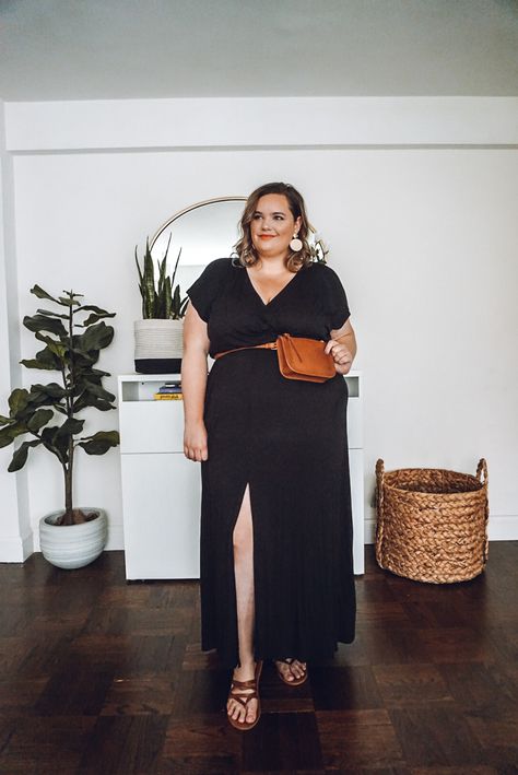 HOW TO STYLE A BELT BAG FOR PLUS SIZE BODIES | Maddy Gutierrez Belt Bag With Dress, Plus Size With Belt Bag, Plus Size Dress With Belt, Plus Size Belt Bag Outfit, Plus Size Belt Bag, Lululemon Belt Bag Outfit Plus Size, Black Belt Bag With Belt Loops For Everyday, Belts For Plus Size Women, Chic Cheap Belt Bag For On-the-go