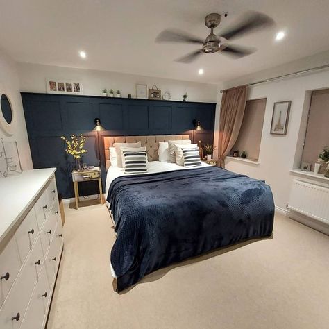 Navy Bedroom With Panelling, Blue Panelling Bedroom Ideas, Dark Blue Bedroom Panelling, Blue Panel Bedroom, Panneling Rooms Bedroom Wood, Navy Blue Panelling Bedroom, Navy Bedroom Panelling, Navy Panelling Bedroom, Blue Panelling Bedroom