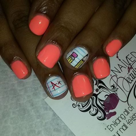 Hand painted back to school Nails @deerose01 #gelpolish #gelish #backtoschoolnails #summernails #sexyteacher #classroom #flynails… Teacher Nail Art, Kid Nails, Teacher Nails, School Nail Art, Stamped Nails, Nail Options, Themed Nails, Girl Time, Back To School Nails