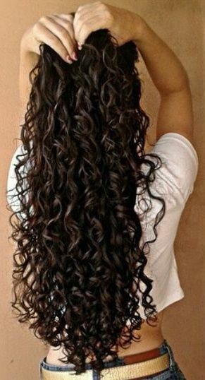 Curly Hair Photos, Beautiful Curly Hair, Hairdos For Curly Hair, Wavy Curly Hair, Curly Hair Inspiration, Curly Girl Hairstyles, Curly Hair Care, Hair Photo, Long Curly Hair