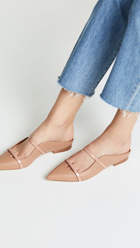 Malone Souliers Maureen Flat Mules #Sponsored , #AFFILIATE, #Souliers, #Malone, #Maureen, #Mules, #Flat Mule Flats Outfit, Malone Souliers Maureen, Flat Shoes Outfit, Minimalist Fashion Summer, London College Of Fashion, Black Flats Shoes, Malone Souliers, Chic Sandals, Minimalist Shoes