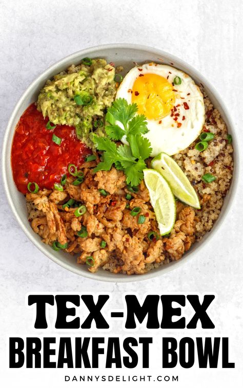 Tex-Mex Breakfast Bowl: Quick, tasty, and ready in 15 minutes! 🌮🍳 Perfect for busy mornings. #BreakfastBowl #TexMex Tex Mex Bowls, Chilis Chicken Tex Mex Bowl, Sweet Potato Tex Mex Skillet, Tex Mex Quinoa Bowl, Quinoa Turkey, Tex Mex Breakfast Tacos, Turkey Quinoa, Turkey Breakfast, Quinoa Breakfast