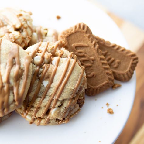 Biscoff Cookie Recipe, Bakery Style Cookies, Cookie Butter Cookies, Sea Salt Cookies, Biscoff Recipes, Biscoff Cookie Butter, White Chocolate Cake, Ultimate Cookies, Biscoff Cookies