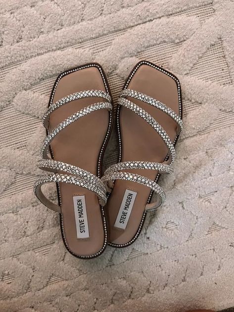 Cute Sparkly Sandals, Glitter Sandals Outfit, Rhinestone Sandals Outfit, Glittery Chanclas, Sandals Cute, Sparkle Chanclas, Madden Girl Platform Sandals Outfit, Luxury Bedazzled Sandals, Steve Madden Sandals Outfit