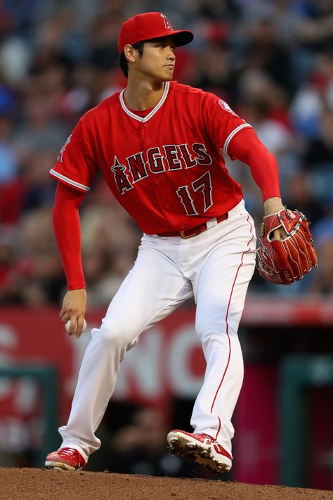 Angels hold on to win after Shohei Ohtani leaves with a blister  - ANAHEIM, CA – JUNE 06: Shohei Ohtani #17 of the Los Angeles Angels of Anaheim pitches during the second inning of a game against the Kansas City Royals at Angel Stadium on June 6, 2018 in Anaheim, California. (Photo by Sean M. Haffey/Getty Images) Baseball Angels, Odell Beckham Jr Wallpapers, Japanese Baseball, Angel Stadium, Ohtani Shohei, Angels Baseball, Baseball Boys, Anaheim California, Beckham Jr