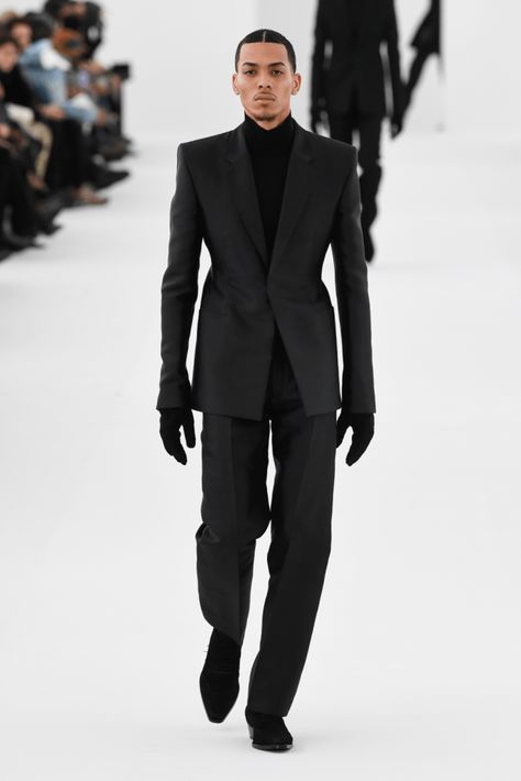 Givenchy Suit, Brunch Outfits Fall, Givenchy Men, Black Tie Attire, Fall Boots Outfit, High Fashion Branding, Givenchy Man, Concept Clothing, Fall Outfits Men