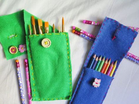 25 Back to School Craft Ideas - DIY Felt Pencil Case Back To School Craft Ideas, School Craft Ideas, Pencil Case Crafts, Felt Pencil Case, Operation Shoebox, Kids Pencil Case, Diy Pencil Case, Felt Case, Back To School Crafts