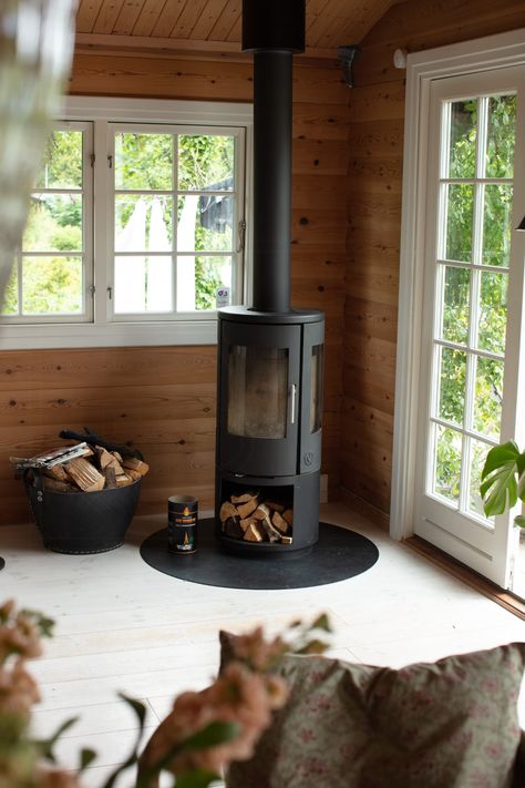 Small Wood Stoves, Cosy Summer, Small Wood Stove, Plank Table, Cozy Interior Design, Cosy Interior, Small Fireplace, Garden Doors, Cozy Decor