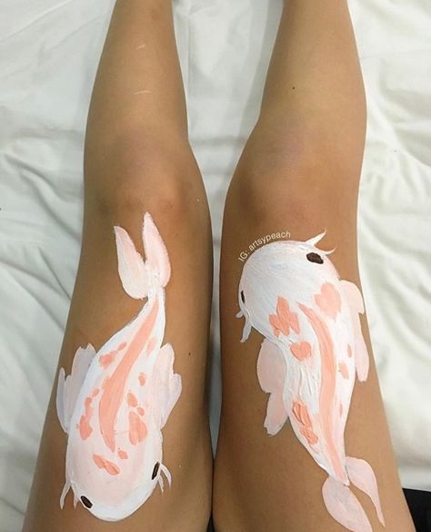 How To Make Canvas, Leg Painting, Leg Art, Skin Paint, Back Painting, Animal Illustrations, Contemporary Abstract Painting, Jackson Pollock, Chalk Art