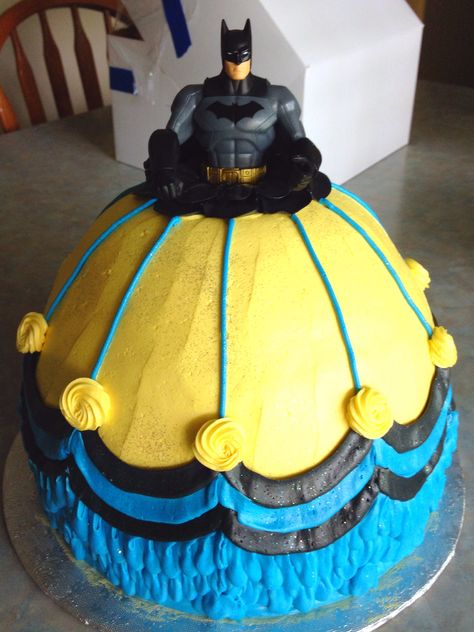 Batman Doll Cake Dc Cake, Batman Birthday Cakes, Batman Cake, Batman Birthday, Batman Funny, Baby Birthday Cakes, Bday Cake, Doll Cake, Dress Cake