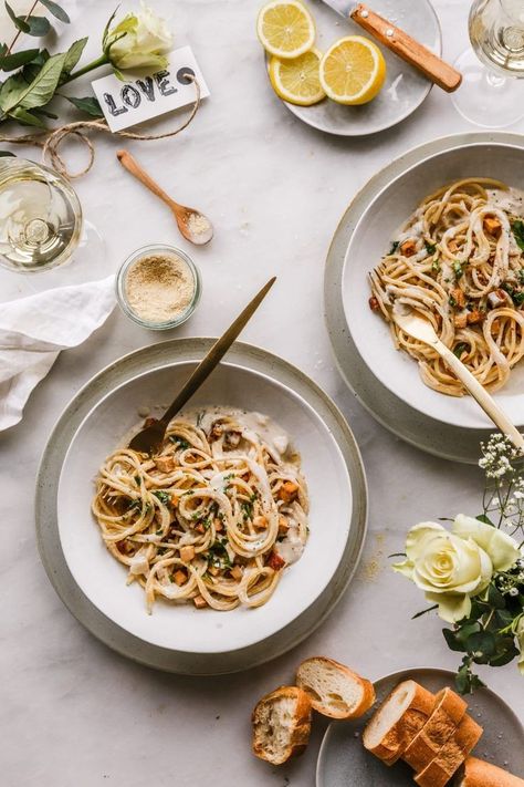 Carbonara Photography Food Styling, Spaghetti Carbonara Photography, Spaghetti Photography Food Styling, Carbonara Photography, Pasta Food Styling, Pasta Photography Food Styling, Spaghetti Photography, Pasta Photography, Italian Food Photography