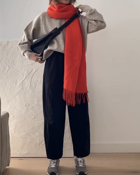 2024 Fall Winter Outfits, Orange Scarf Outfit Winter, Monochrome Street Style, Winter Town Outfits, Hippy Winter Fits, Winter Outfits Eclectic, Winter Coffee Shop Outfit, Italian Outfits Winter, Winter Outfit Vintage