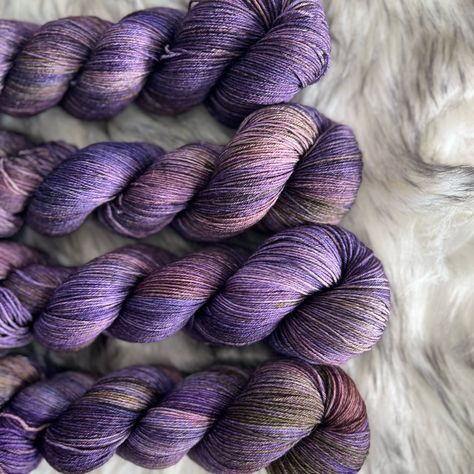 It’s my purple era I can’t tell you how happy this yarn makes me! This beauty has layers, I especially enjoy that flash of green (of cause I do!) What colour draws you in? Have a lovely Friday! (I’m so happy it’s Friday!) ~Jo 💋 ______________ ~ moonlightfibre.com ~ #moonlightfibre . . #instaknit #knitknitknit #dyersofinstagram #knittersofinstagram #knittedsweater #knittedsocks #knittedshawl #yarnpornofinstagram #handdyedyarn #handdyedwool #indiedyedyarn #knittingaddict #yarnaddict #... Purple Yarn, Indie Dyed Yarn, Lace Weight Yarn, Hand Dyed Wool, Dk Weight Yarn, Knitted Shawls, Baby Alpaca, Hand Dyed Yarn, Colorful Drawings