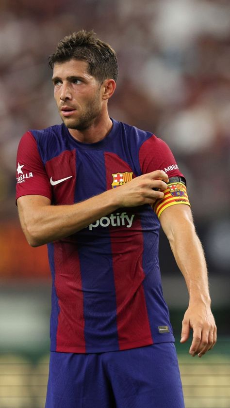 Sergio Roberto, Sergi Roberto, Barcelona Players, Barcelona Fc, Football Boys, Fc Barcelona, Football Club, Barcelona, Soccer