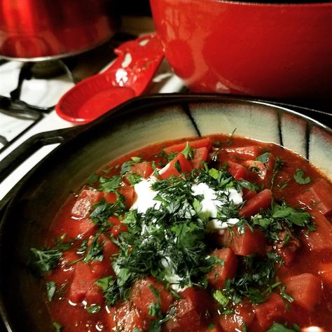 Russian Borscht Soup, Beet Borscht, Easy Cabbage Rolls, Easy Stuffed Cabbage, Borscht Recipe, Borscht Soup, Beet Soup, Cabbage Rolls Recipe, Armenian Recipes