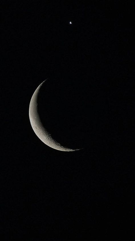 Dark Sky, Crescent Moon, In The Dark, Crescent, The Moon, Moon, Wallpapers