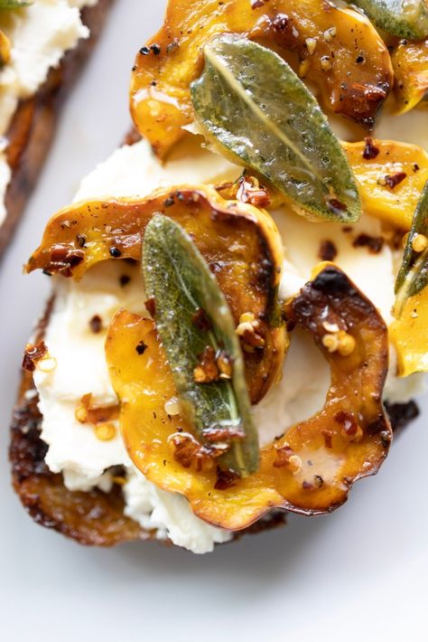 Squash Appetizers, Squash Toast, Toast Sourdough, Wright Family, Delicata Squash Recipe, Whipped Ricotta, Maple Candy, Ricotta Recipes, Delicata Squash