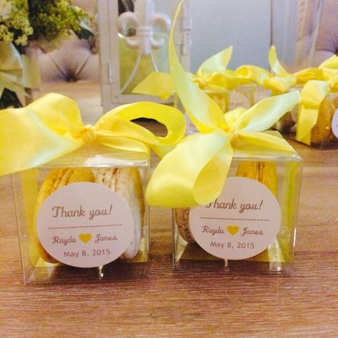 Macaron favors - yellow, white, and gray wedding color French macarons, weddings at Wente Vineyard Livermore, California #macaron #favors #yellow&gray #wedding Yellow Party Favors, Lemon Theme Wedding, Yellow Wedding Favors, Light Yellow Weddings, Pink Bridal Shower Favors, Theme Engagement Party, Yellow White Wedding, Yellow Wedding Decorations, Lemon Themed Party