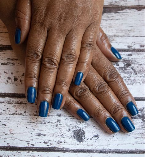 Subtle Winter Nails, Biab Nails, Square Nails, Blue Nails, Winter Nails, Natural Nails, Denim Blue, Nail Design, Gel Polish