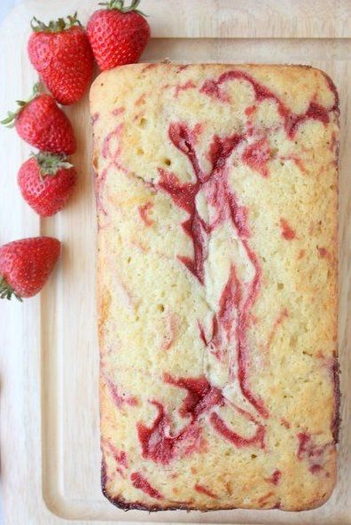 Swirl Pound Cake, Best Strawberry Cake Recipe, Baked Desserts, Strawberry Cake Recipes, Creative Baking, Pound Cakes, Cake Walk, Strawberry Cakes, Strawberry Desserts