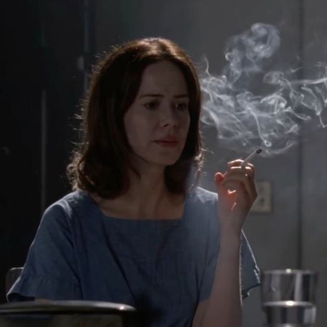 Lana Winters, American Horror Story Characters, Ahs Asylum, American Horror Story Asylum, Tate And Violet, Elizabeth Lail, American Horror Story 3, Sarah Paulson, Horror Story