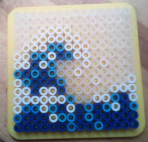 Wave Perler Beads, Beach Perler Beads, Ocean Perler Bead Patterns, Ocean Perler Beads, Small Fuse Bead Ideas, Pixel Art Animals, Pearl Beads Pattern, Easy Perler Beads Ideas, Leather Scrap