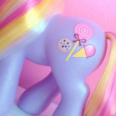 Mlp G3, Rainbow Aesthetic, Kid Core, 90s Kids, Cute Kawaii, Pastel Goth, Pastel Aesthetic, Librarian, Ponies