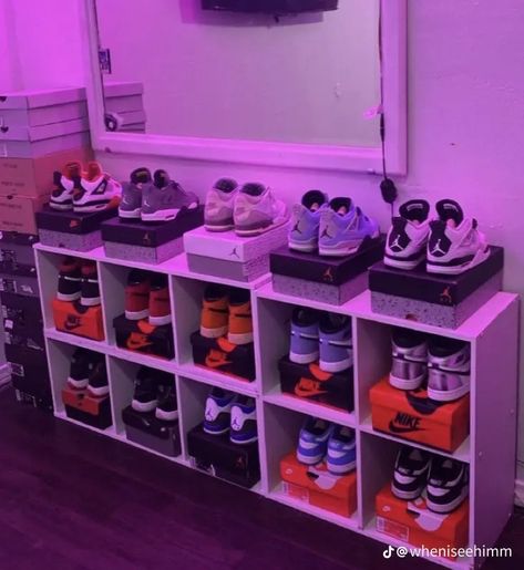 Shoe Set Up In Room, Shoe Collection Room, Shoe Wall In Bedroom Aesthetic, Dope Room Decor, Shoe Storage Room, Sneakerhead Bedroom, Moving Inspiration, Dope Rooms, Female Bedroom