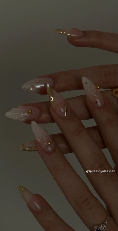 Pearl Nail Designs, Pearl Nail, Nail Designs Ideas, Fourth Of July Nails, Summery Nails, Casual Nails, Classy Acrylic Nails, Pearl Nails, July Nails