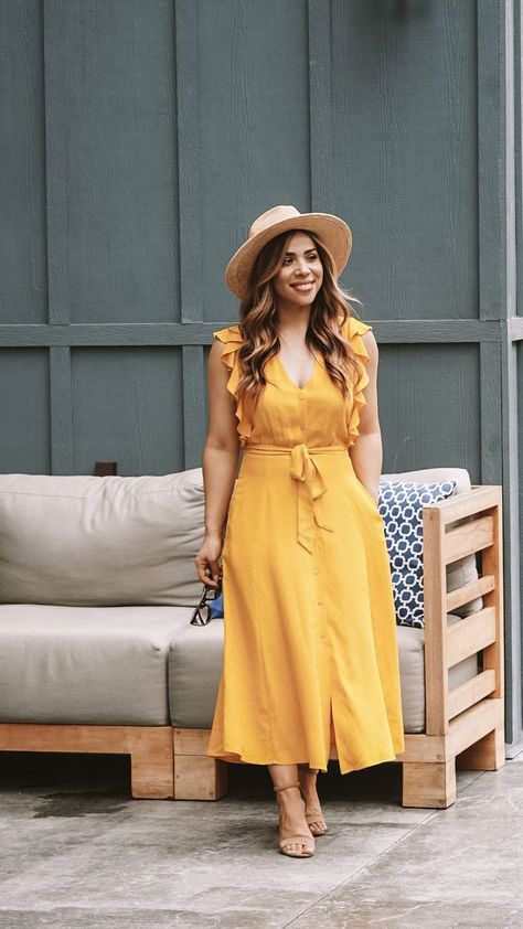 Summer Outfits For Ladies, Yellow Flowy Dress, Best Summer Outfits, Yellow Dress Casual, Yellow Dress Outfit, Outfits For Ladies, Elegant Dresses Classy, Cool Summer Outfits, Yellow Midi Dress