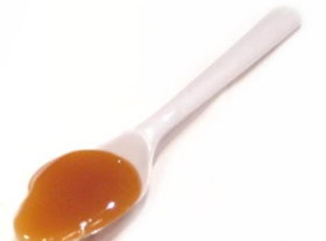 These are great with tea or even coffee. Are even good with a hot toddy. Candy Spoons, Honey Lemon Tea, Honey Candy, Honey Spoons, Chocolate Spoons, Lemon Honey, Honey Sticks, Just A Pinch Recipes, Dessert Set