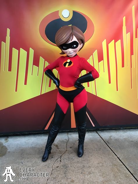 Disney Girl Characters, Mrs Incredible, Head Base, Edna Mode, Disney World Characters, Disney On Ice, Girl Character, Run Disney, Disney Park