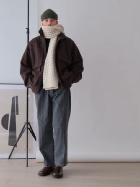 Vintage Winter Outfits Men, Male Winter Outfits Aesthetic, Winter Outfit Men Aesthetic, Male Winter Outfits, Outfits For Males, Vintage Winter Outfits, Aesthetic Boys Outfit, Aesthetic Winter Outfits, Winter Outfits Aesthetic